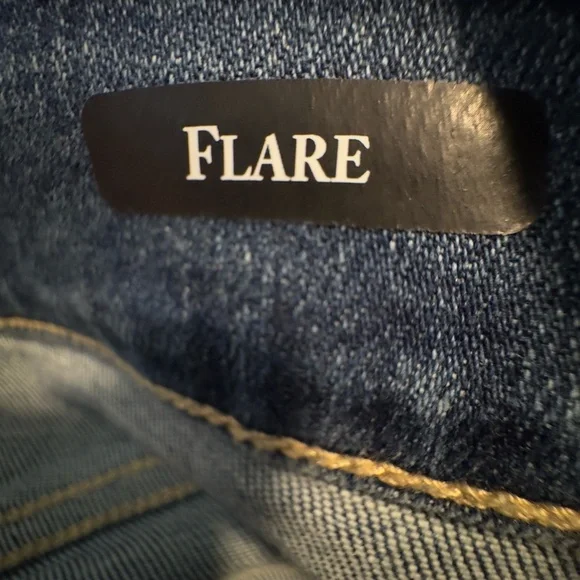 NWT Judy Blue Womens Medium Wash High Waist Flare Jeans Size 13/31 - Picture 8 of 12
